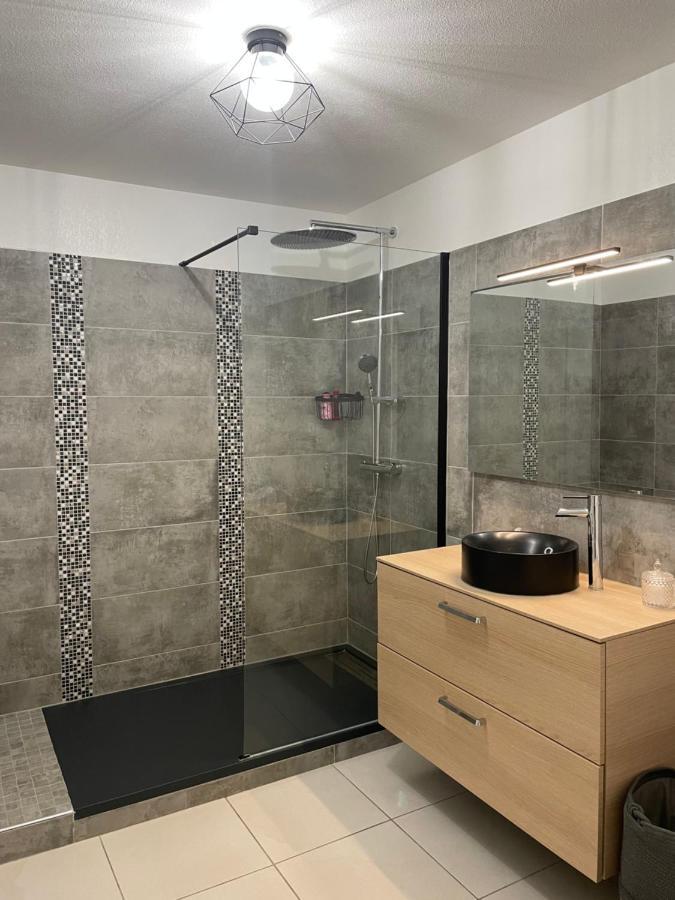 Appartement T3 Climatise,Balcon, Classe 3 Etoiles เลอบูลู ภายนอก รูปภาพ